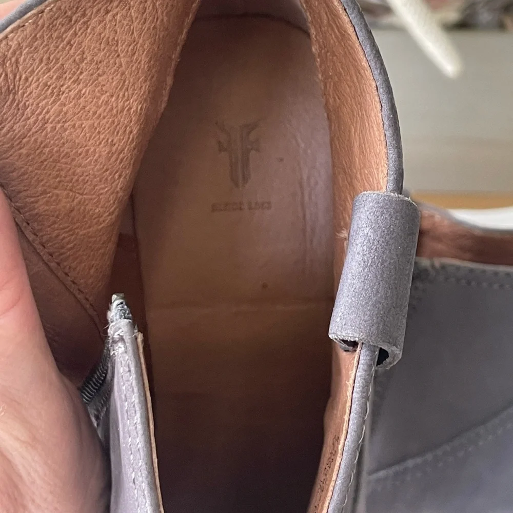 FRYE REINA WESTERN GREY BOOTIE SIZE 8.5